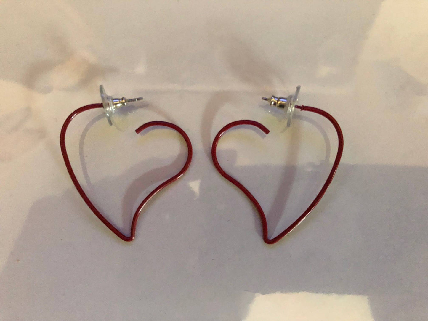 Heart Shaped Wire Earrings White, Pink or Red
