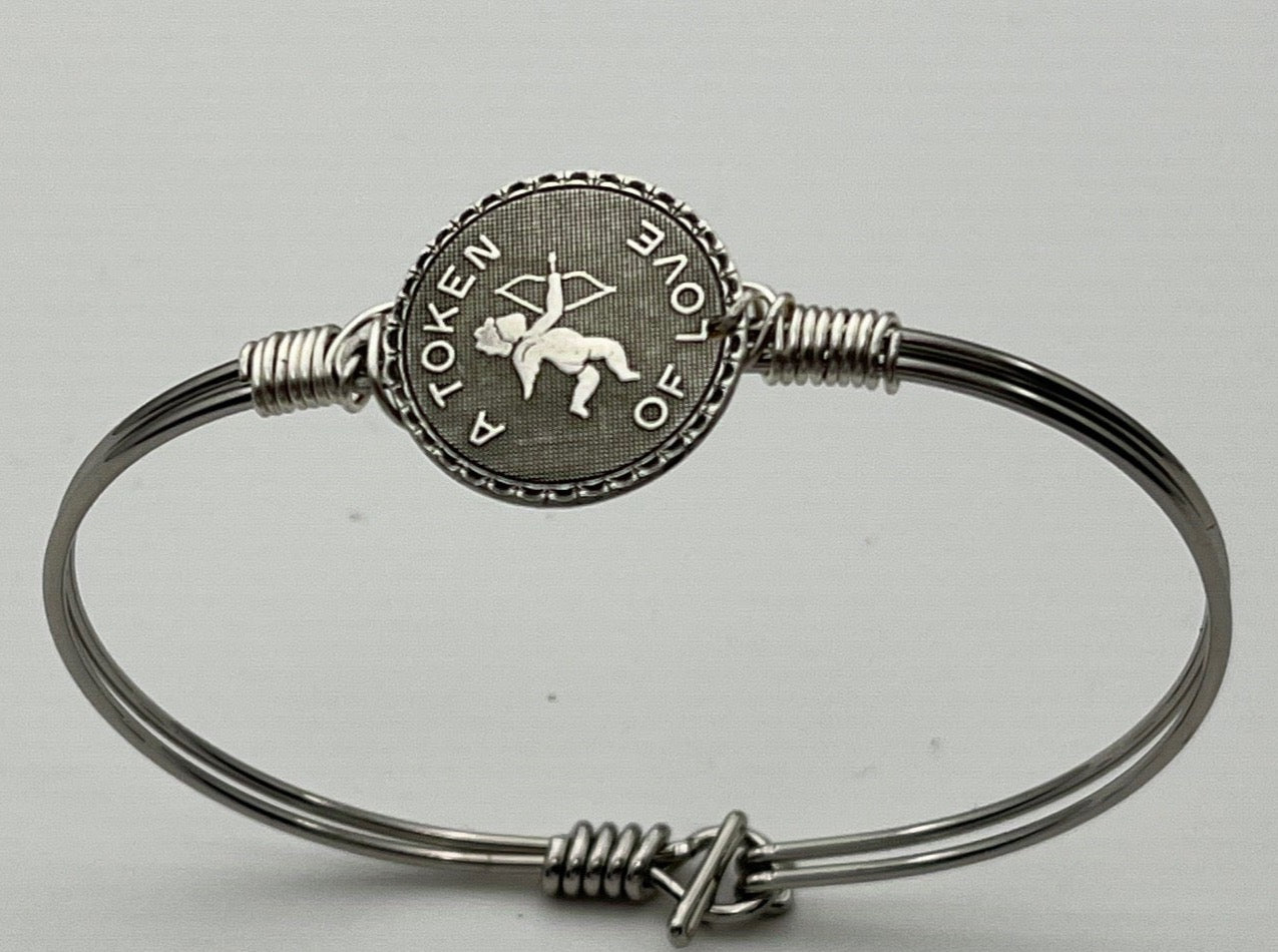 B2051 - PLATINUM PLATED - A TOKEN OF LOVE